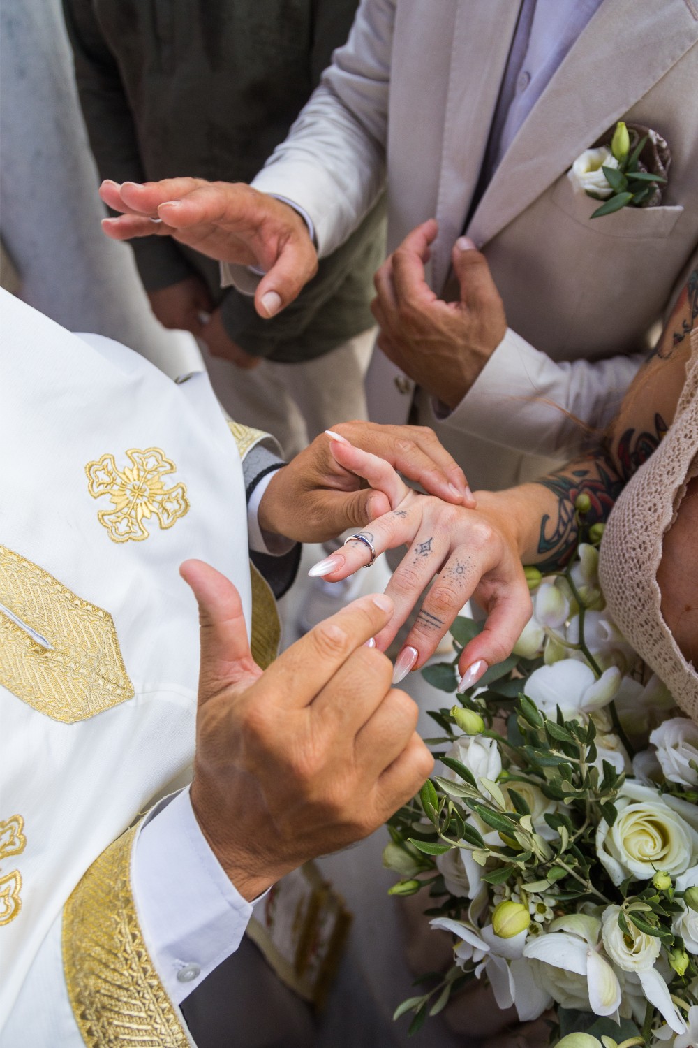 35-Wedding-rings-orthodox-wedding (478)