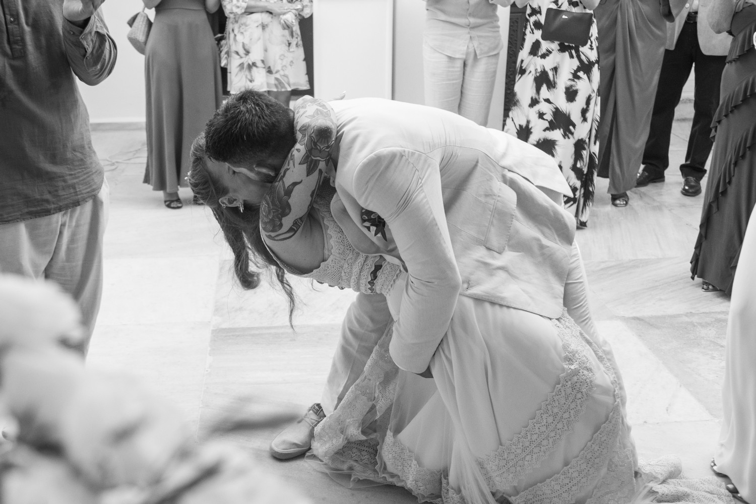 39-bride-and-groom-black-and-white-Wedding (669)