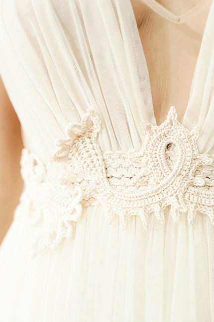 Arya-grecian-style-wedding-dresses-atelier-zolotas (14)