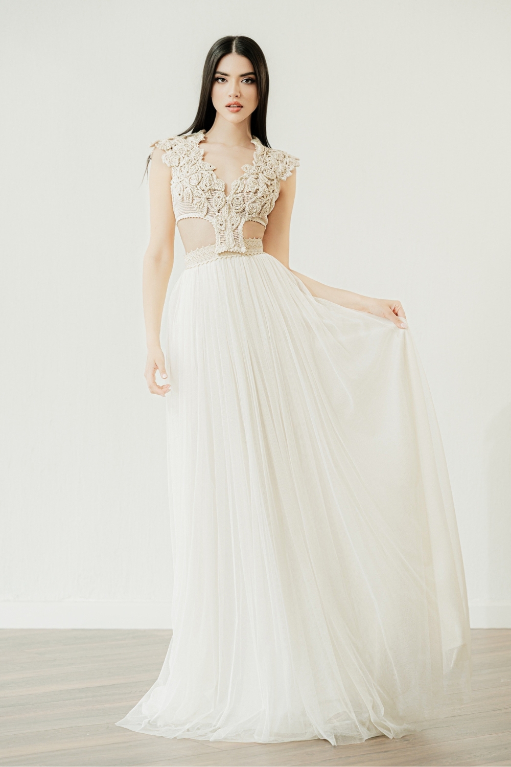 The ‘Helena’ crochet crop top bridal dress by Atelier Zolotas