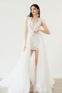 Presenting 'Quinn', one of ther boho vintage wedding dresses by Atelier Zolotas