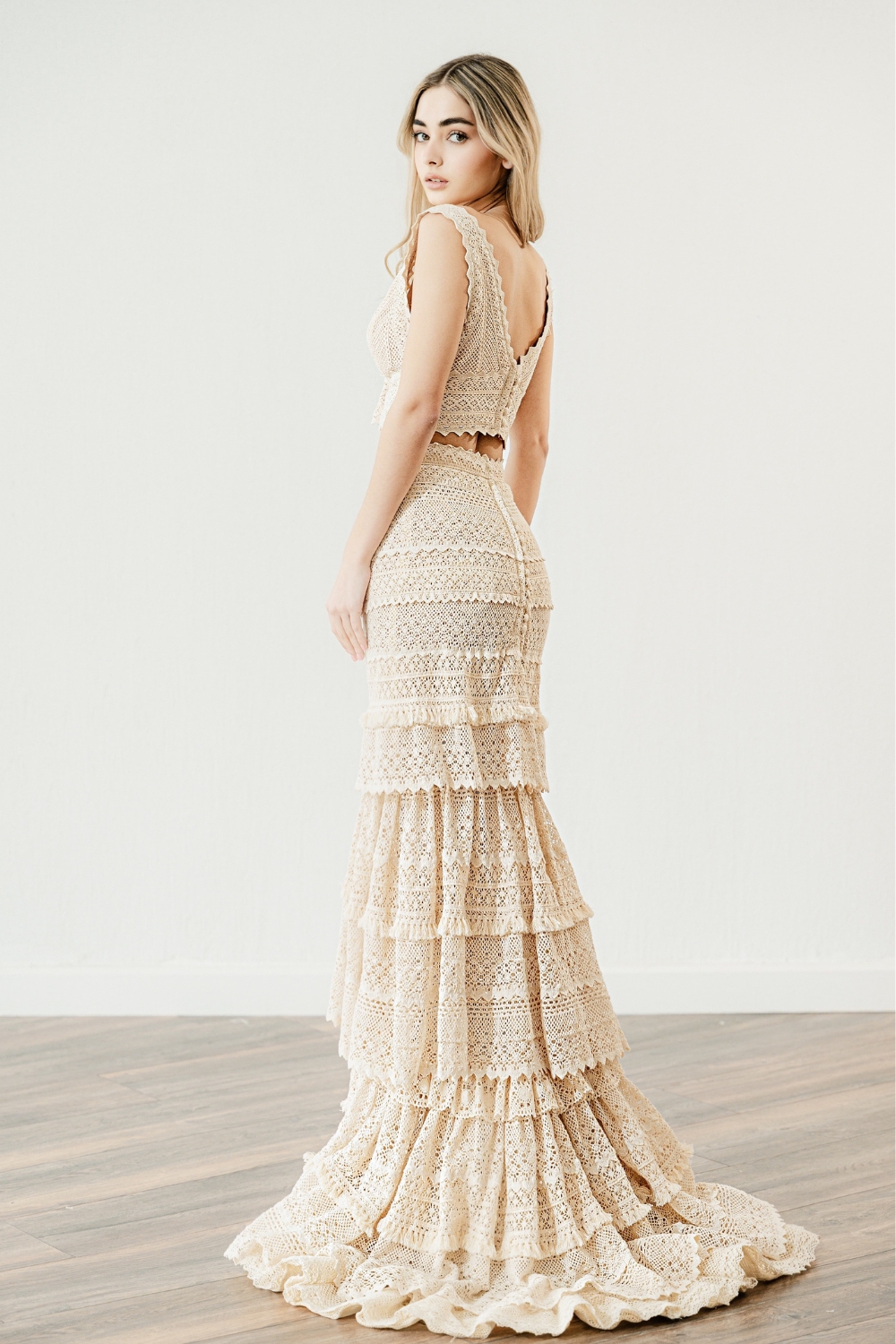 The Bohemian Bridal top 'Soleia' paired with a lacy mermaid skirt by Atelier Zolotas